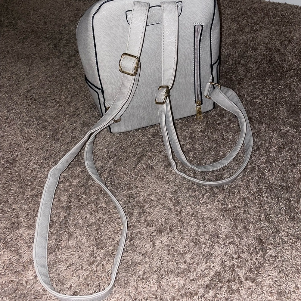 Tan Backpack - Picture 4 of 5